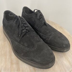 Vince Men’s Stamped Suede Pryce Wingtip Oxford Shoes in Charcoal Size 8.5